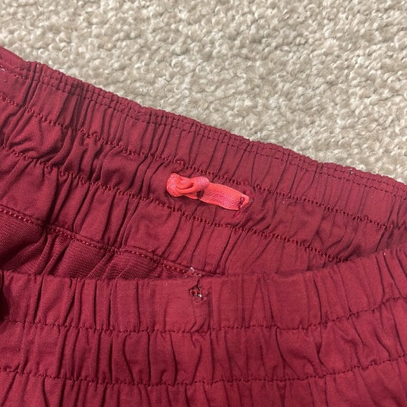 Lululemon shorts, size 6 - Picture 3 of 3